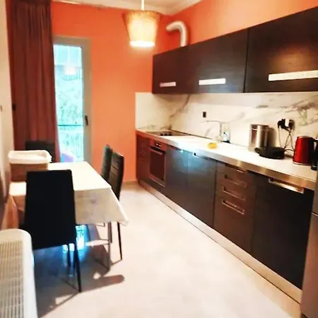 Casa Vasileiadis, Lux 90 τμ πλησίον κέντρου πάτρας